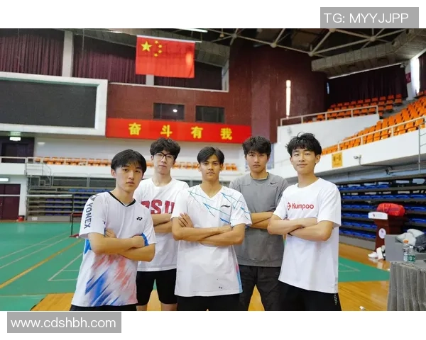 北京羽毛球队团队协作引发热议球员间默契与竞争的微妙平衡探讨 北京羽毛球队团队协作引发热议球员间默契与竞争的微妙平衡探讨