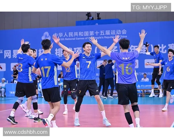 武汉排球队的节奏与风采探讨:聚焦排球运动的魅力与发展 武汉排球队的节奏与风采探讨:聚焦排球运动的魅力与发展